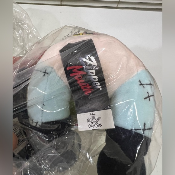 Disney zippermouth 10 inches Sally plush - Picture 2 of 3